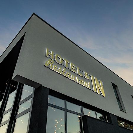 Hotel In Zepce Екстериор снимка