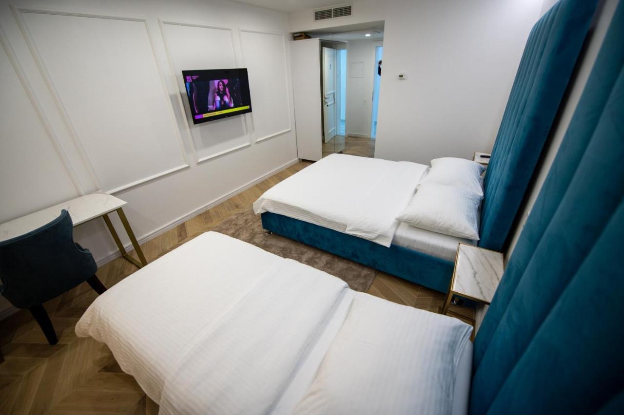 Hotel In Zepce Екстериор снимка