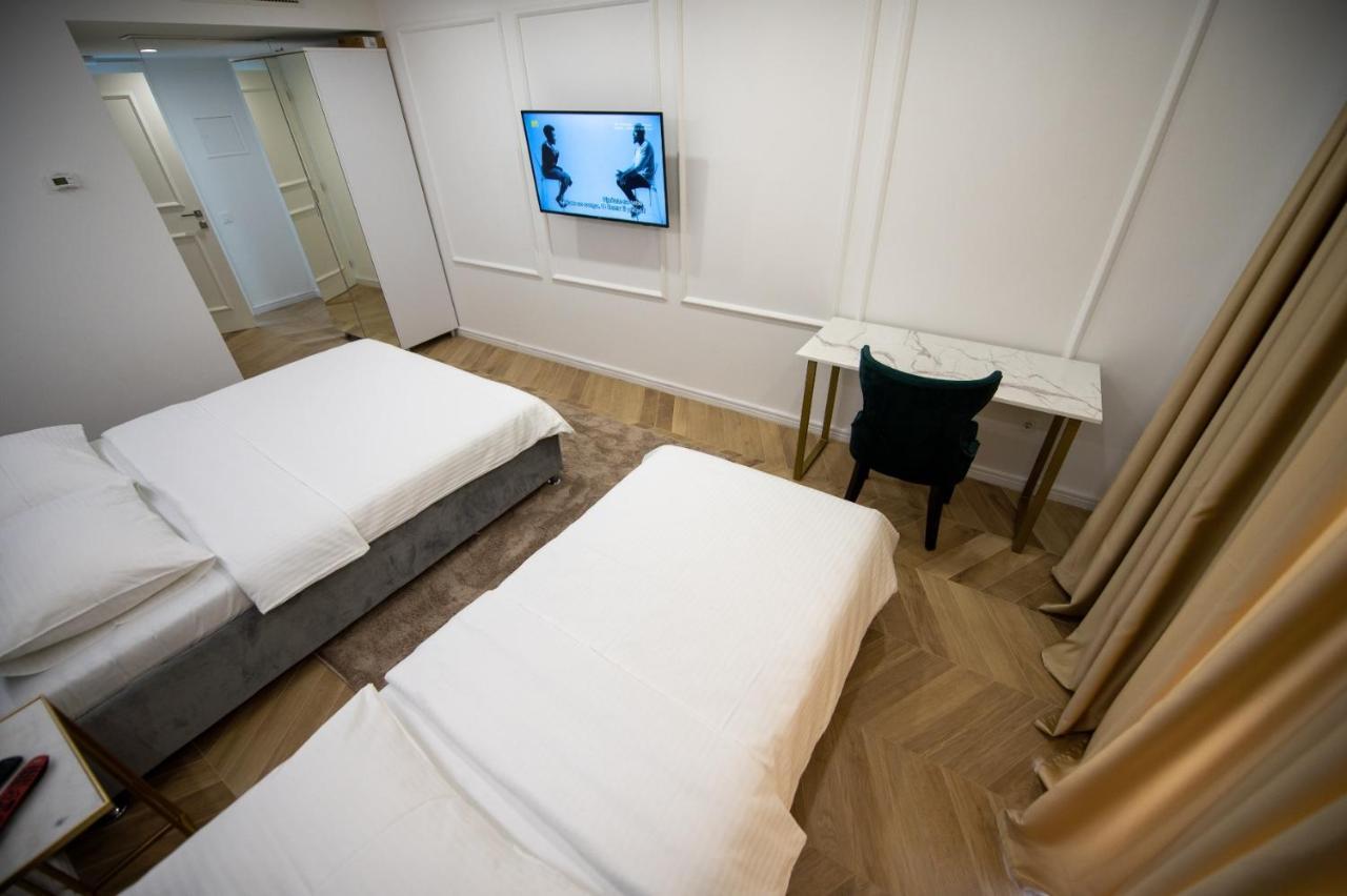 Hotel In Zepce Екстериор снимка