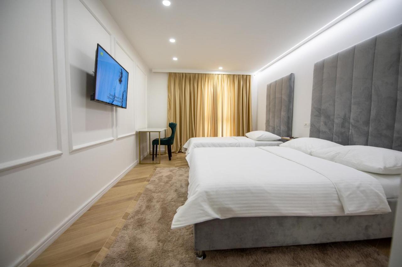Hotel In Zepce Екстериор снимка